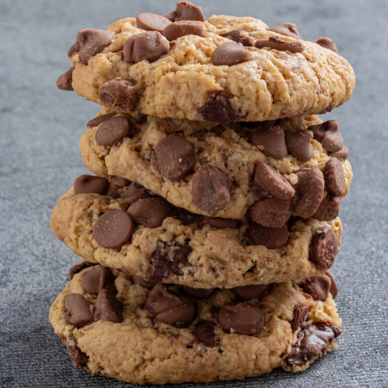The Perfect HEALTHY Chocolate Chip Cookie